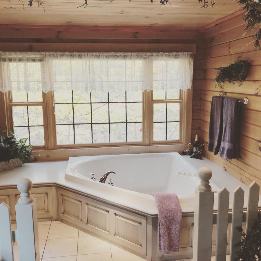 Wild Rose Cabin By Amish Country Lodging Millersburg Εξωτερικό φωτογραφία